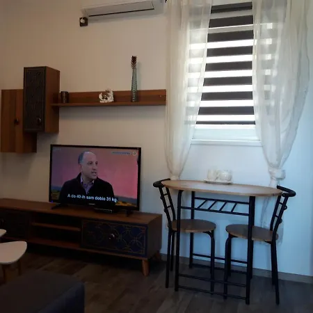 Apartmani Ponistra Šibenik Exterior foto